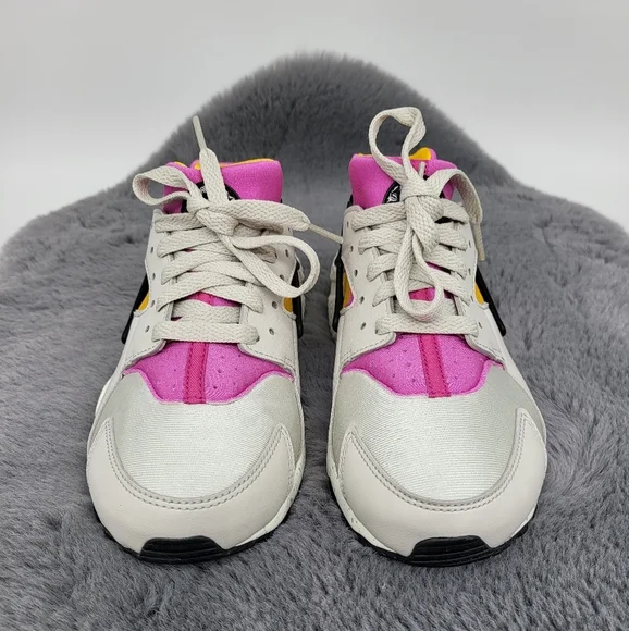 Nike Air Huarache Run Women's Running Shoes - Picture 3 of 8